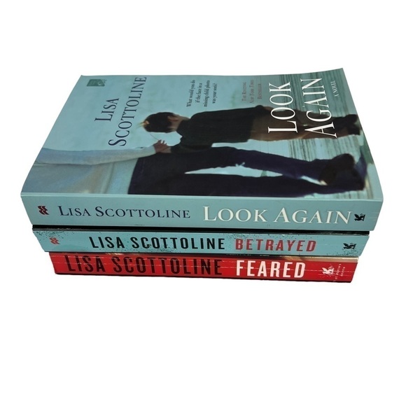 Lisa Scottoline Books/Novels Lot/3 Trade Paperbacks Fiction Thriller/Mystery - Picture 4 of 9
